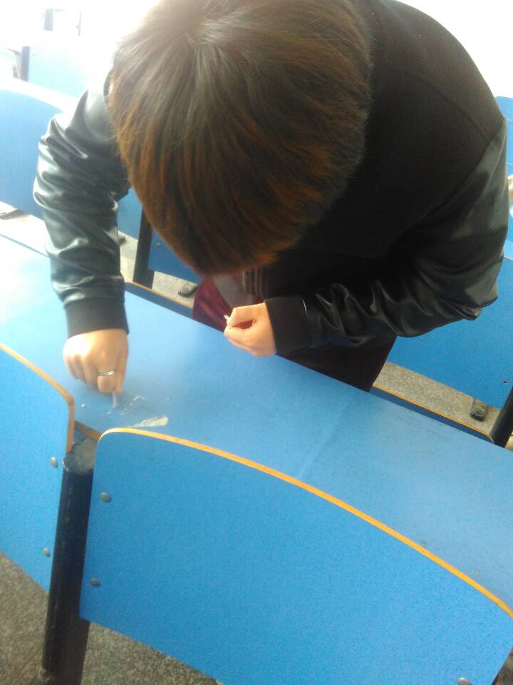 QQ图片20161120091215.jpg