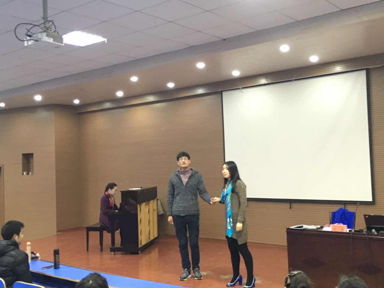 黄慧2.JPG