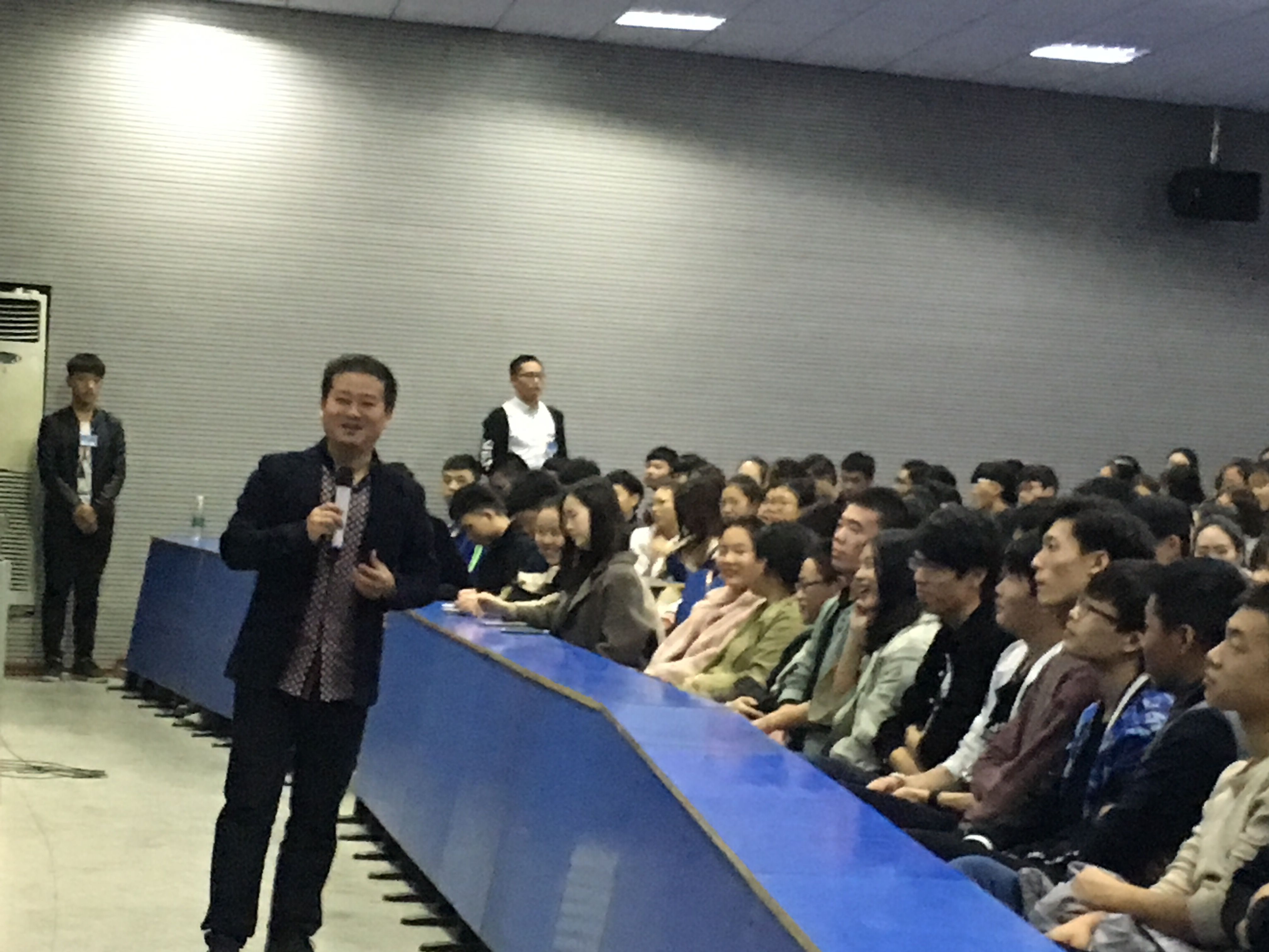 爱情与人生1.2.jpg