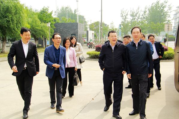 尔肯江•吐拉洪来潜江调研基层统战及群团改革工作03.jpg
