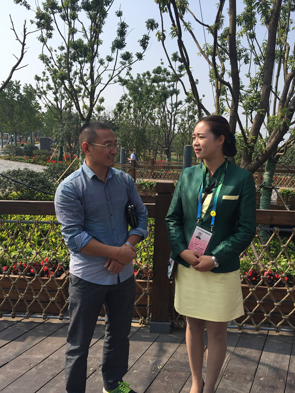 李雅洁_副本.jpg