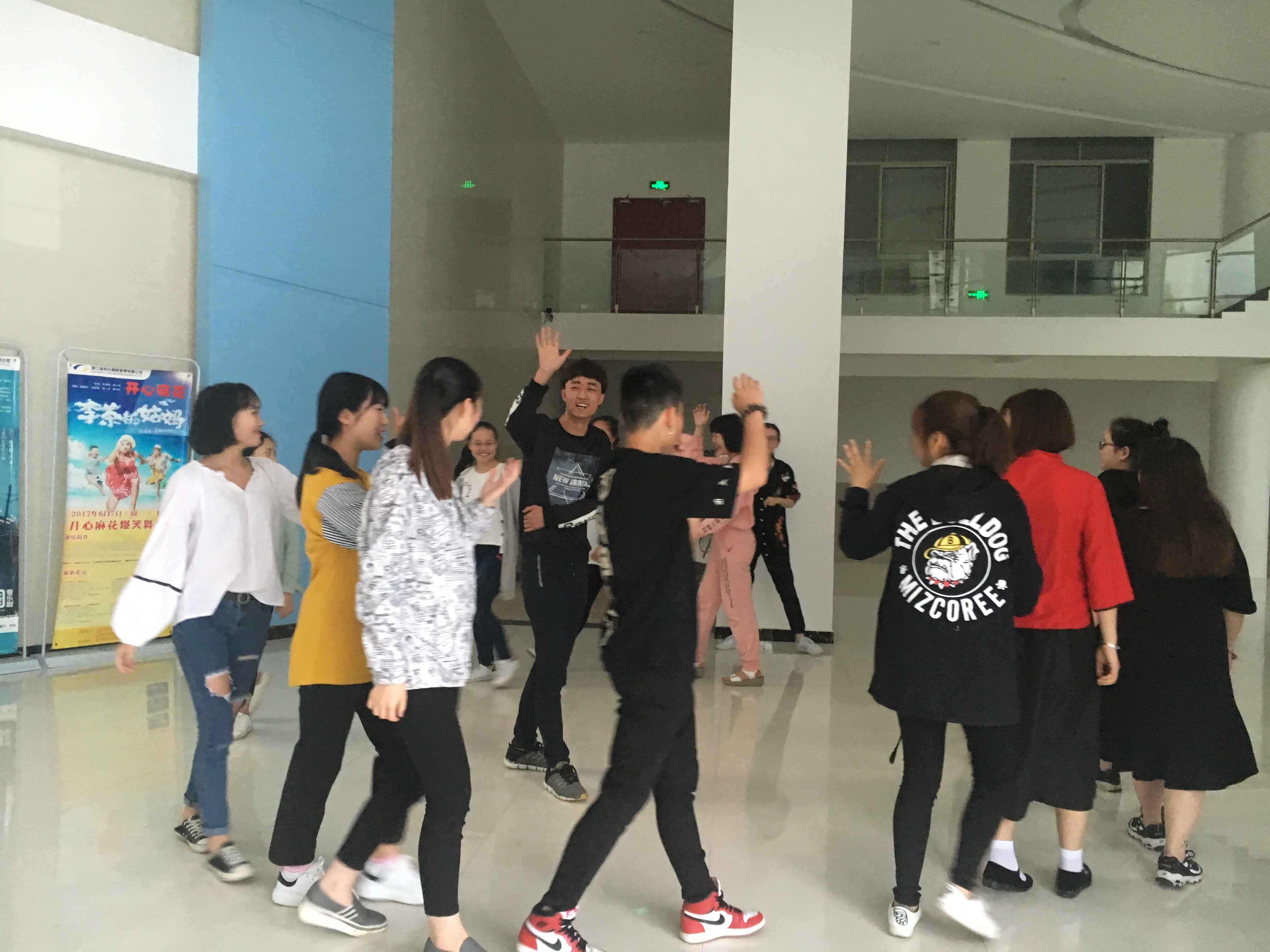 团辅1.jpg