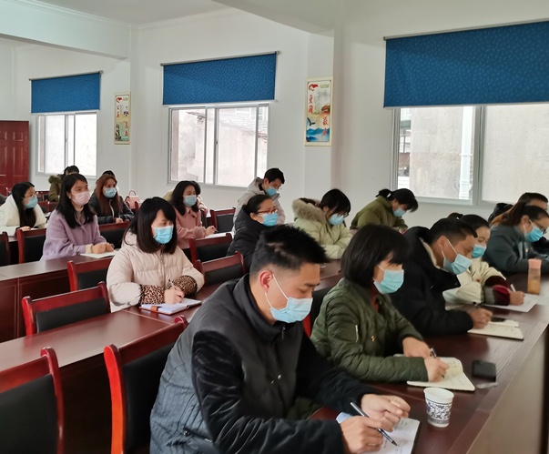 陈书记到社区讲党课03-01.jpg